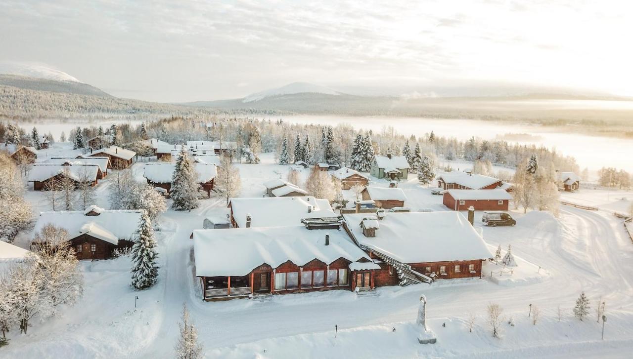 Hotel Yllaeshumina Äkäslompolo Zewnętrze zdjęcie